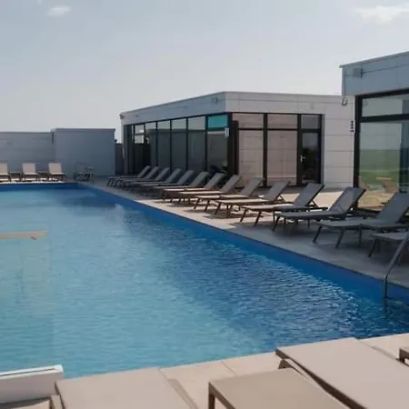 Apartman Infinity Aparthotel- Five Star Pool &