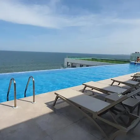 Apartman Infinity Aparthotel- Five Star Pool & Năvodari
